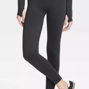 All In Motion - Ribbed Black High-Rise Leggings - M